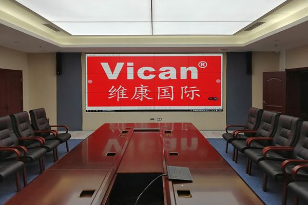 哪家無縫拼接屏廠家比較專業(yè)？
