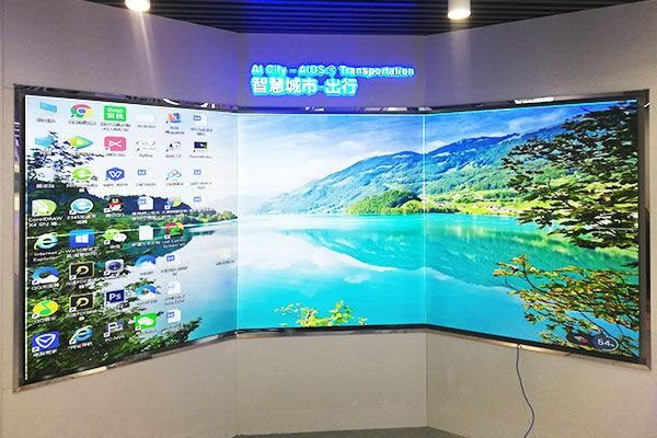 無縫拼接屏與小間距LED顯示屏哪個(gè)好？