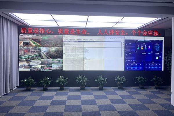 可視化大屏顯示系統(tǒng)解決方案采用拼接屏好，還是LED顯示屏好