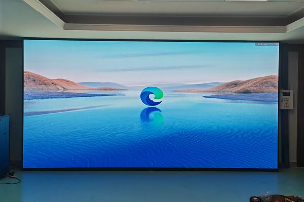 LED顯示屏出現(xiàn)黑屏、花屏、閃屏的主要原因與解決方法