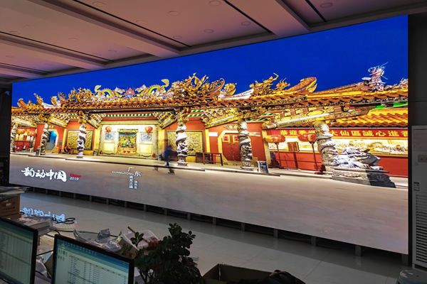 COB顯示屏和SMD顯示屏哪個好？